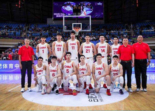 v体育app-【早报】患难见真情！瓜帅和曼城续约至2027年！