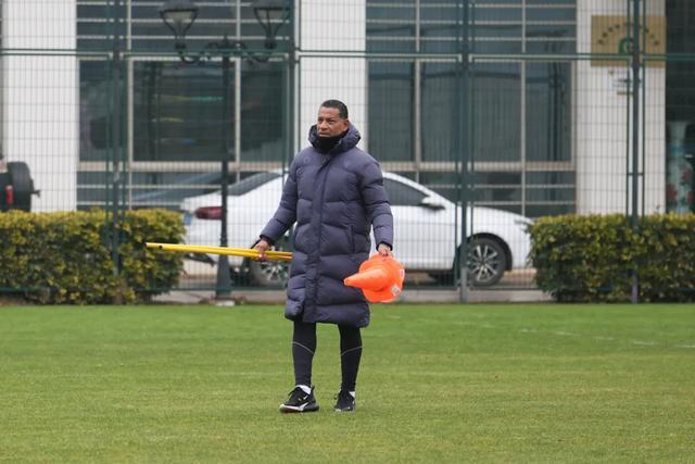 陕西联合新任主教练弗拉泽:追随内心选择陕西 为热情的球迷展现我们的足球风格