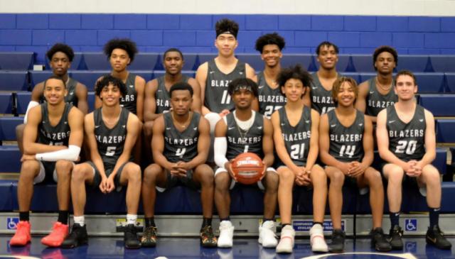 1690358418886030454.png v体育app下载-神态匆忙!詹皇第一时间探望儿子 余嘉豪献祈祷