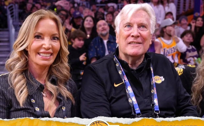 v体育app-NBA名记曝光湖人巴斯家族内斗细节!珍妮・巴斯还是太强了|乔伊|杰西|兄弟姐妹|洛杉矶湖人队|杰西-巴斯_新浪体育_新浪新闻