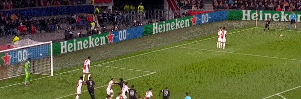 v体育app下载-【欧冠】锋霸头球致胜 阿贾克斯主场0比1本菲卡出局