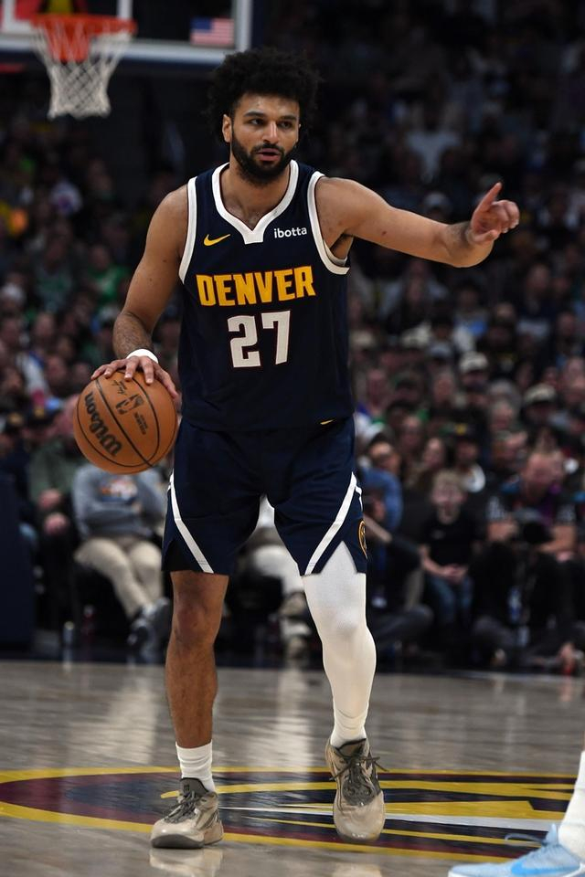 v体育-掘金有他才能挖到金！与约老师并驾齐驱 2转变守护丹佛|穆雷|约基奇|洛杉矶湖人队|明尼苏达森林狼队|丹佛掘金队_新浪体育_新浪新闻