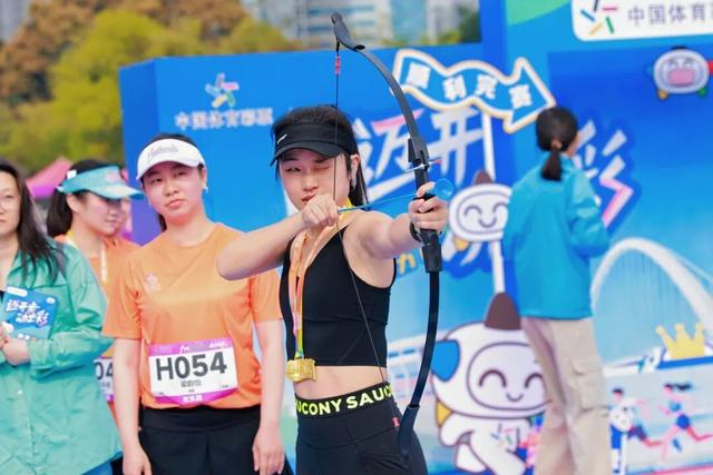 v体育app下载-春日奔赴,燃动全城!2026广州10000米竞速跑与公益体彩共绘温暖底色|中国体育彩票|健身打卡|广州市|广东省|彩票_新浪体育_新浪新闻
