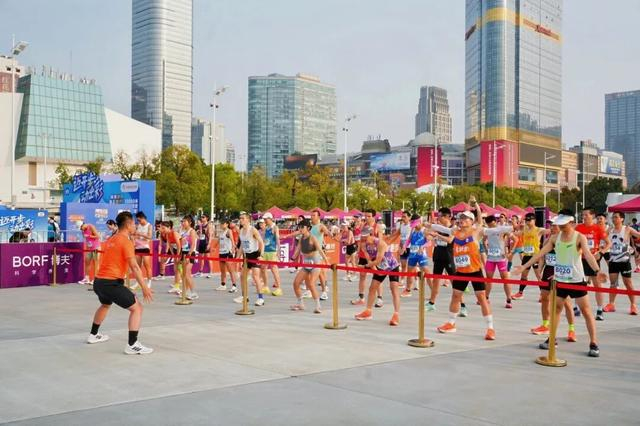 v体育app下载-春日奔赴,燃动全城!2026广州10000米竞速跑与公益体彩共绘温暖底色|中国体育彩票|健身打卡|广州市|广东省|彩票_新浪体育_新浪新闻