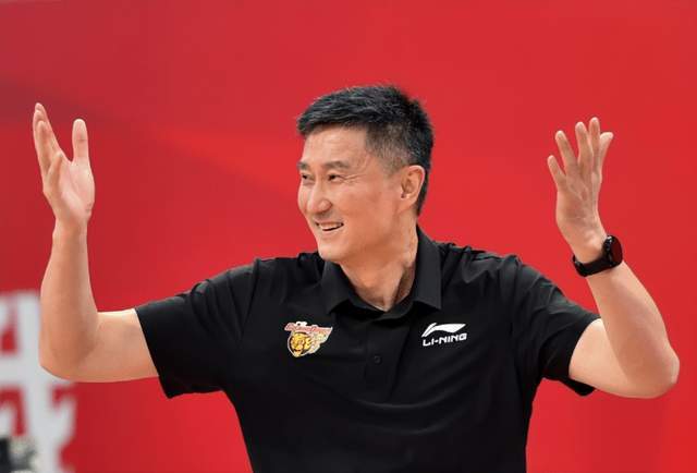 v体育网页版-不再执教广东男篮?杜锋发声,正式任命,新职务曝光,朱芳雨祝福