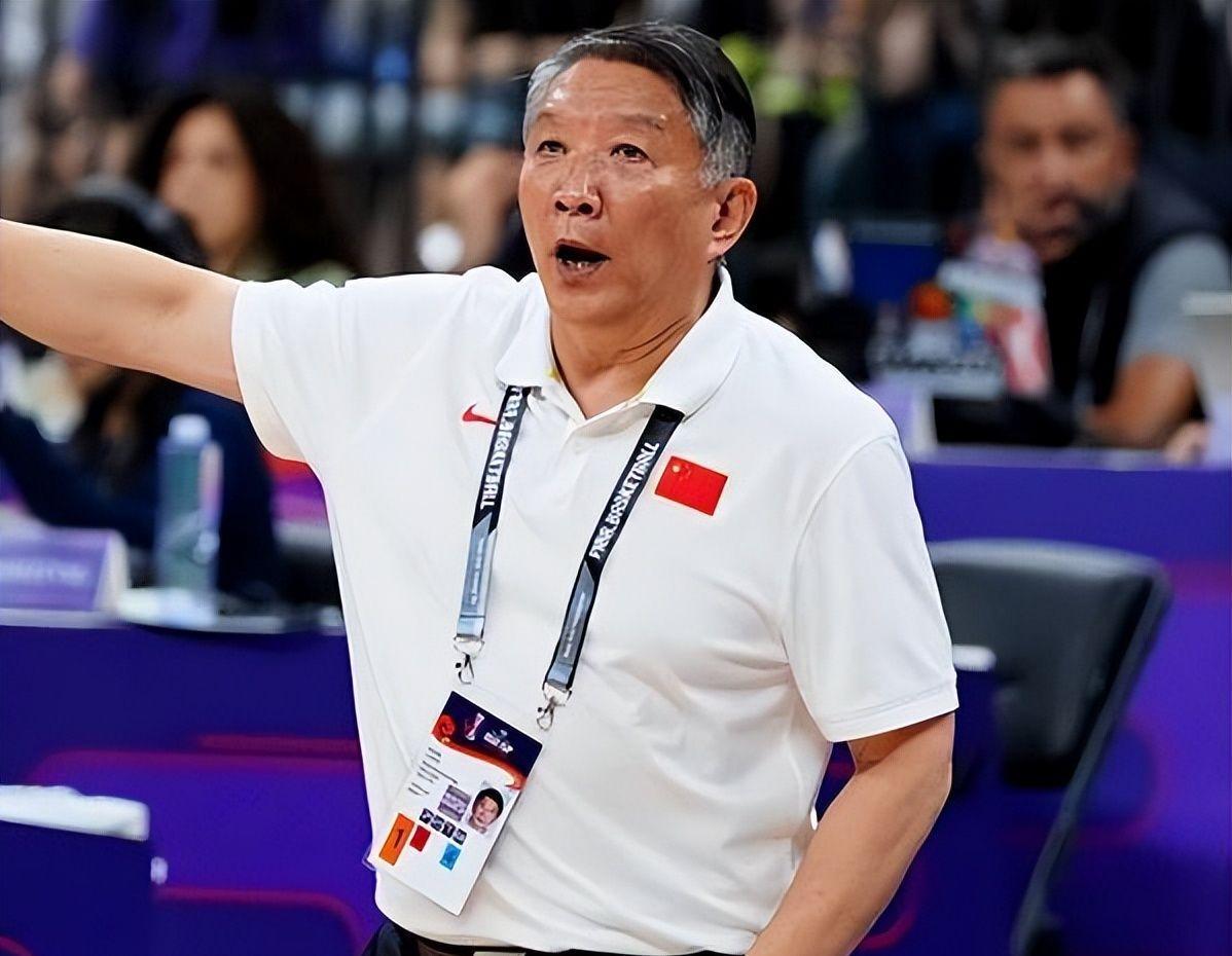 v体育app-中国女篮战胜捷克女篮!听听各界媒体专家怎么说,苏群一针见血