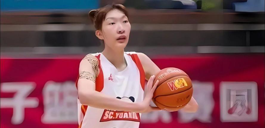 v体育app-中国女篮战胜捷克女篮!听听各界媒体专家怎么说,苏群一针见血